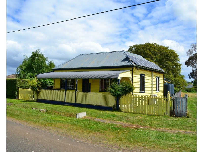 2 Veterans Row, Westbury TAS 7303