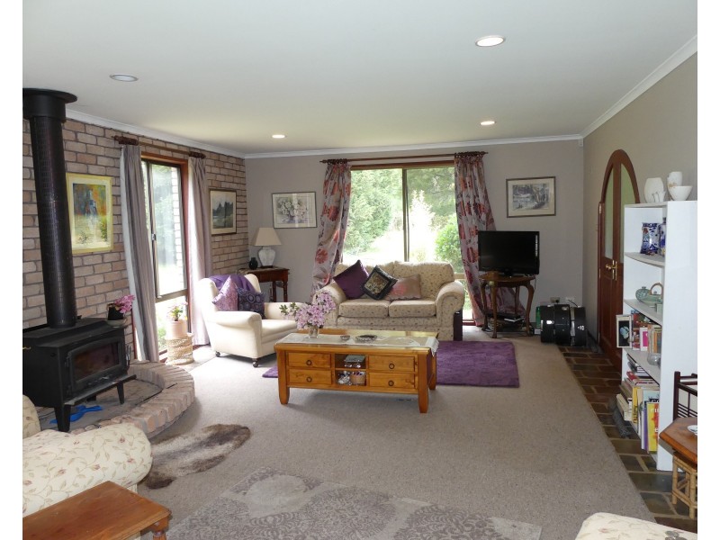 99 Samuel St, Elizabeth Town TAS 7304