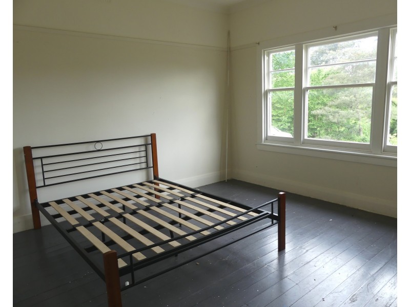 1 West Pde, Deloraine TAS 7304