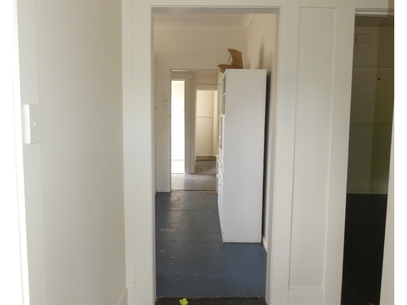 1 West Pde, Deloraine TAS 7304