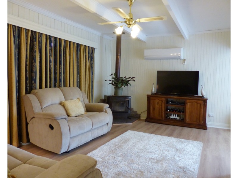 43 West Barrack St, Deloraine TAS 7304