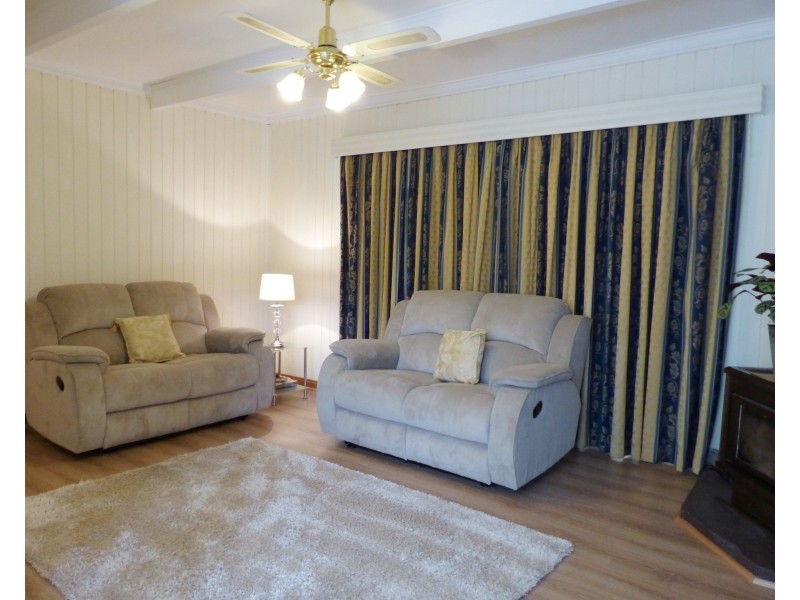 43 West Barrack St, Deloraine TAS 7304