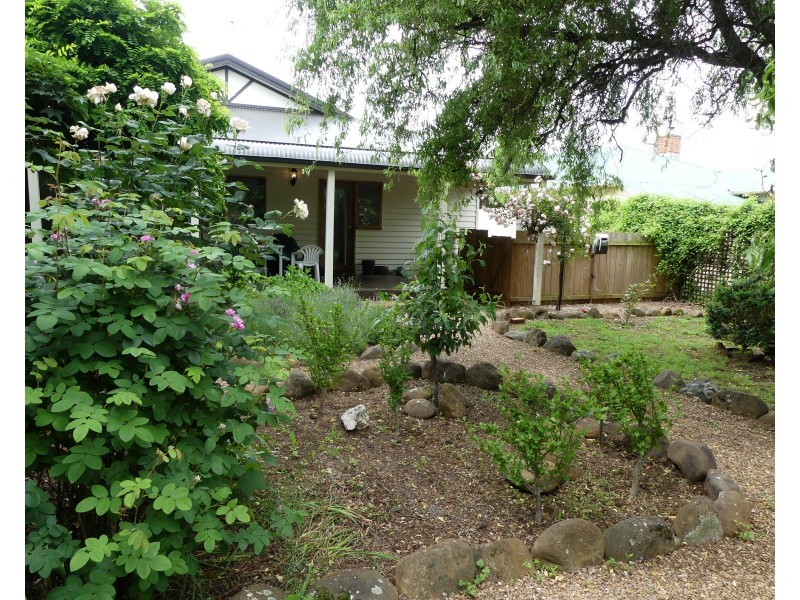 40 West Barrack St, Deloraine TAS 7304