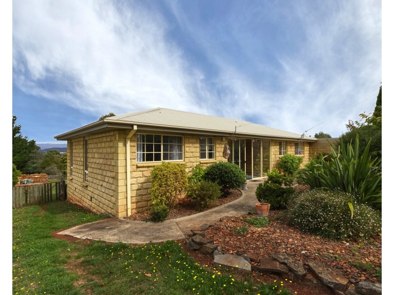 16 Keegan Rise, Deloraine TAS 7304 Quamby View Real Estate Deloraine