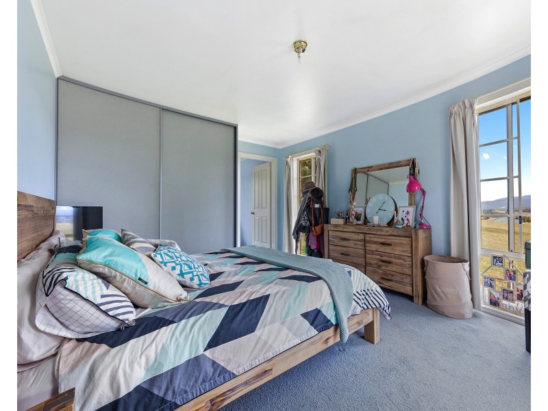 16 Keegan Rise, Deloraine TAS 7304