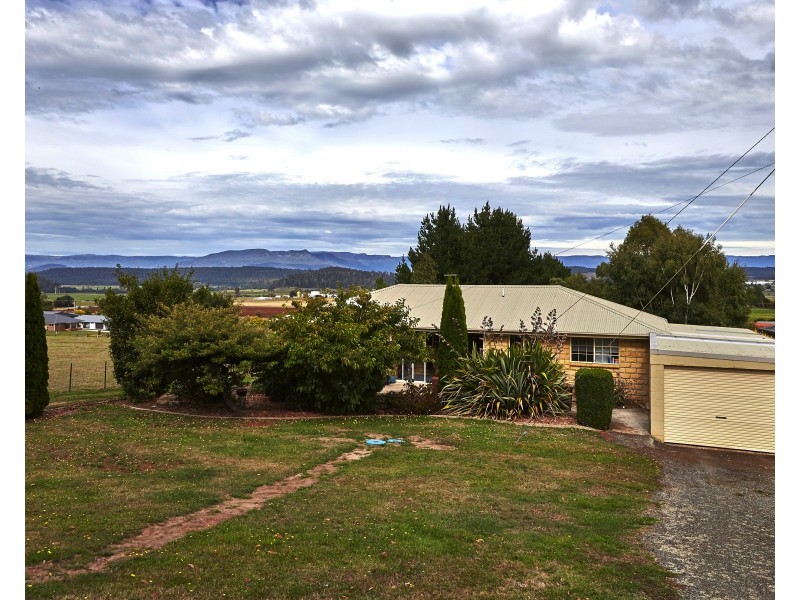 16 Keegan Rise, Deloraine TAS 7304