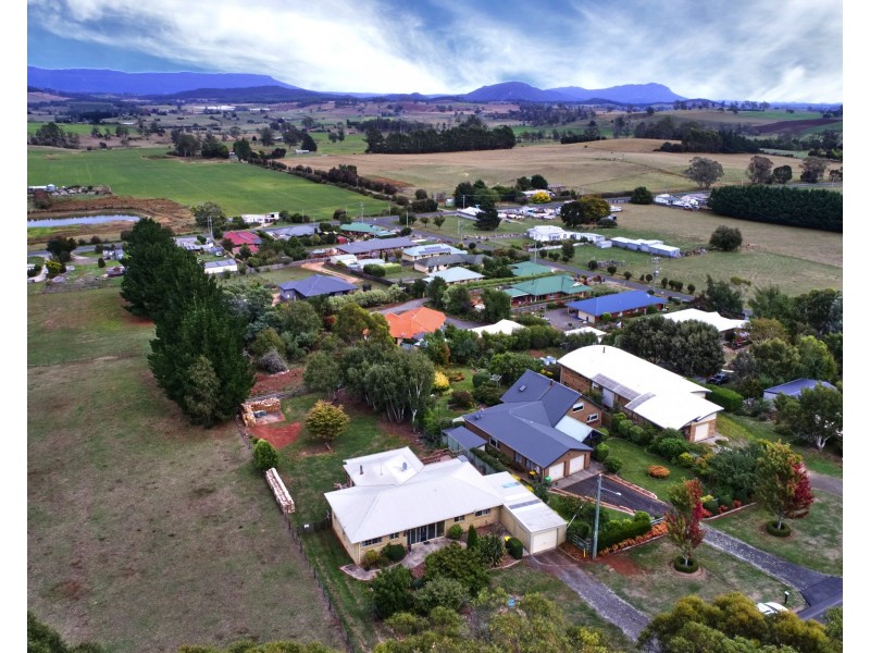 16 Keegan Rise, Deloraine TAS 7304