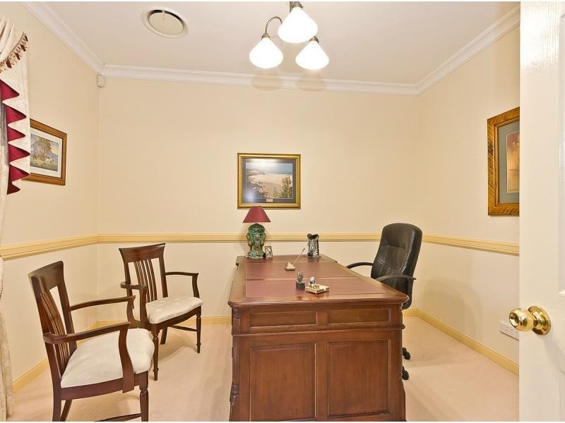 4 Hickory Place, Cedar Creek QLD 4520