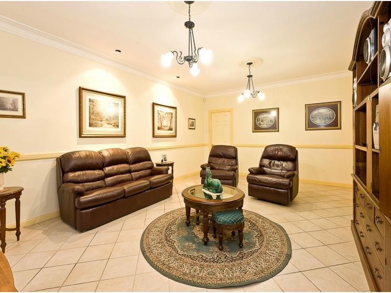 4 Hickory Place, Cedar Creek QLD 4520