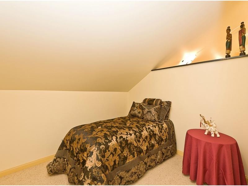 4 Hickory Place, Cedar Creek QLD 4520