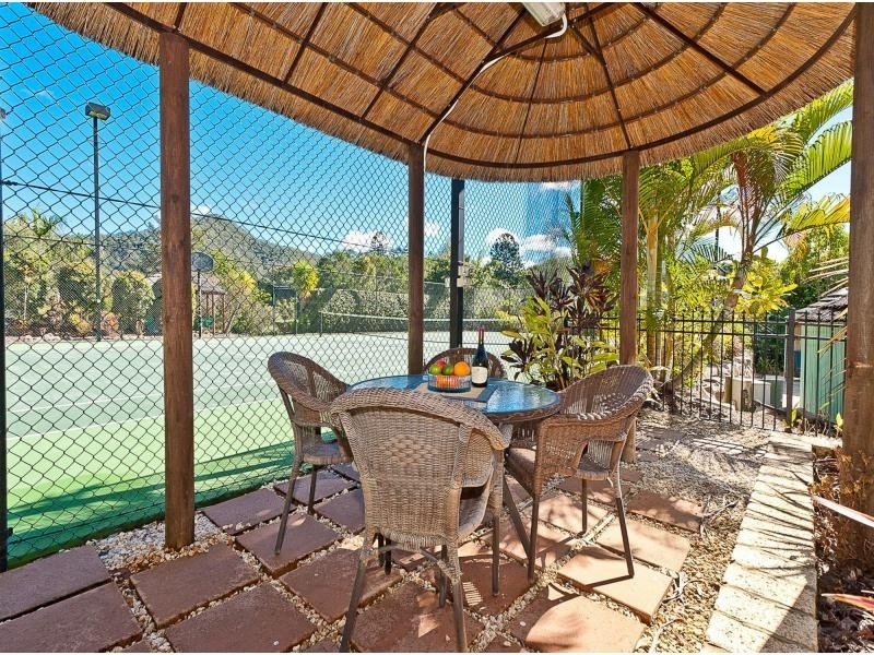 4 Hickory Place, Cedar Creek QLD 4520