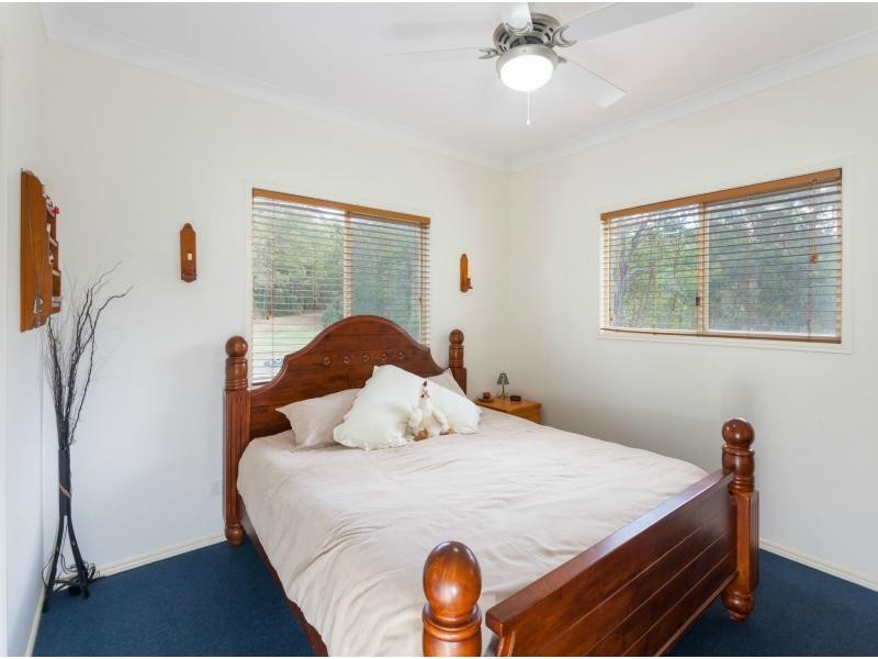 4 Frederick Harris Court, Mount Pleasant QLD 4521