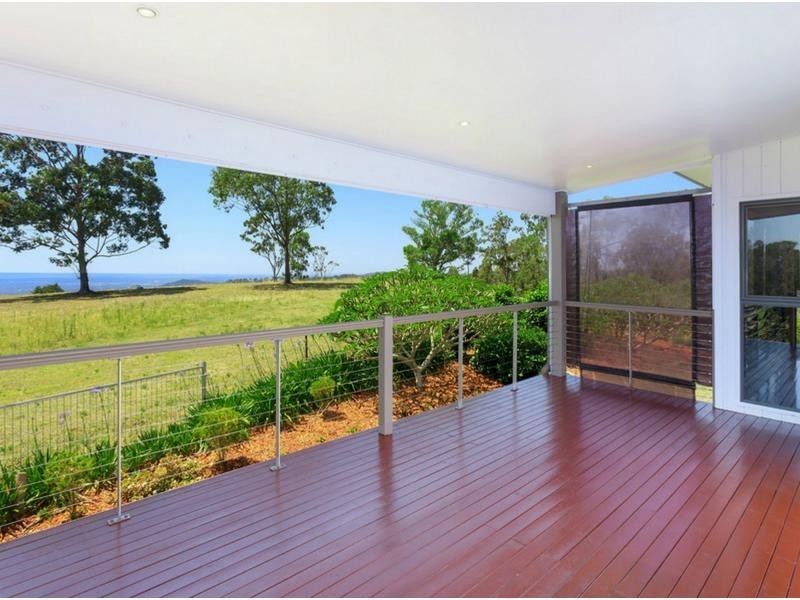 44 Pacific Vista Court, Ocean View QLD 4521