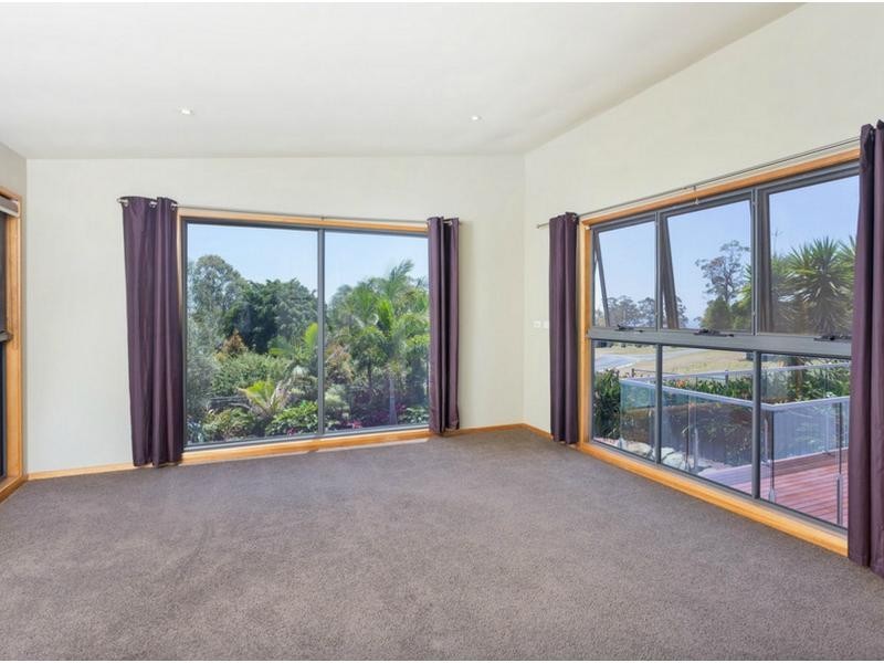44 Pacific Vista Court, Ocean View QLD 4521
