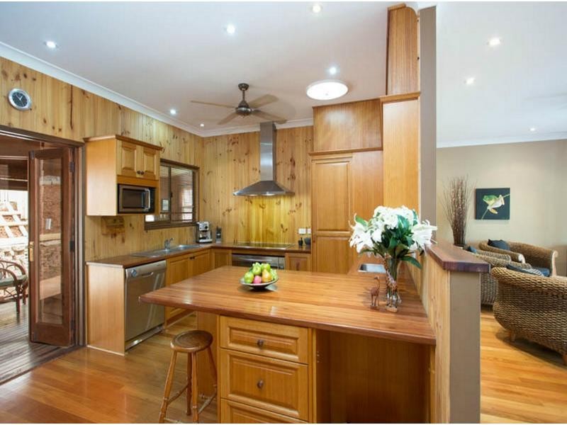 24 Fitzgerald Court, Clear Mountain QLD 4500