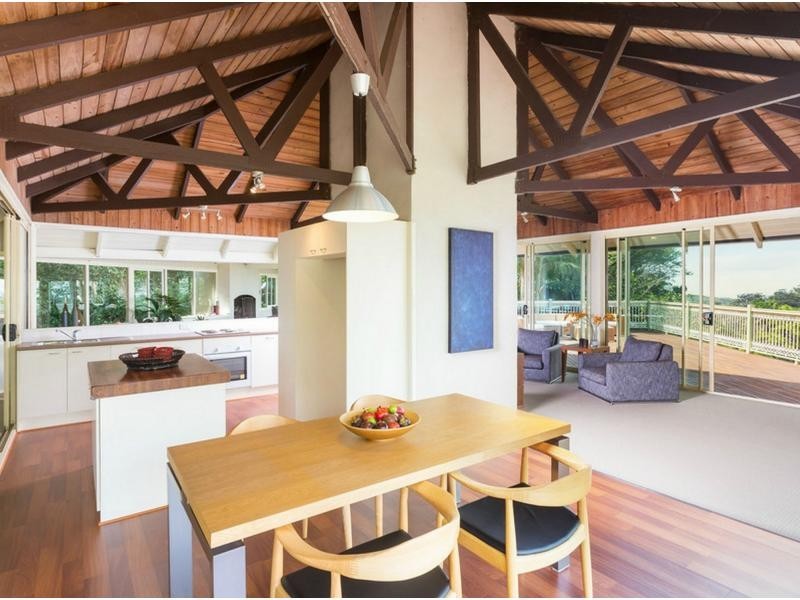 4 Attunga Lane, Mount Glorious QLD 4520