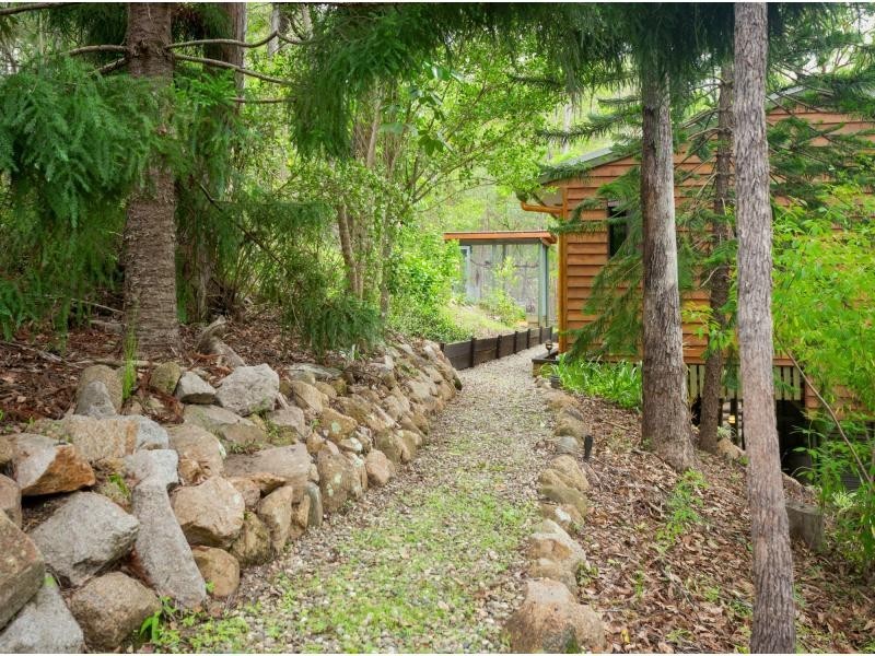 1 Mason Court, Samsonvale QLD 4520