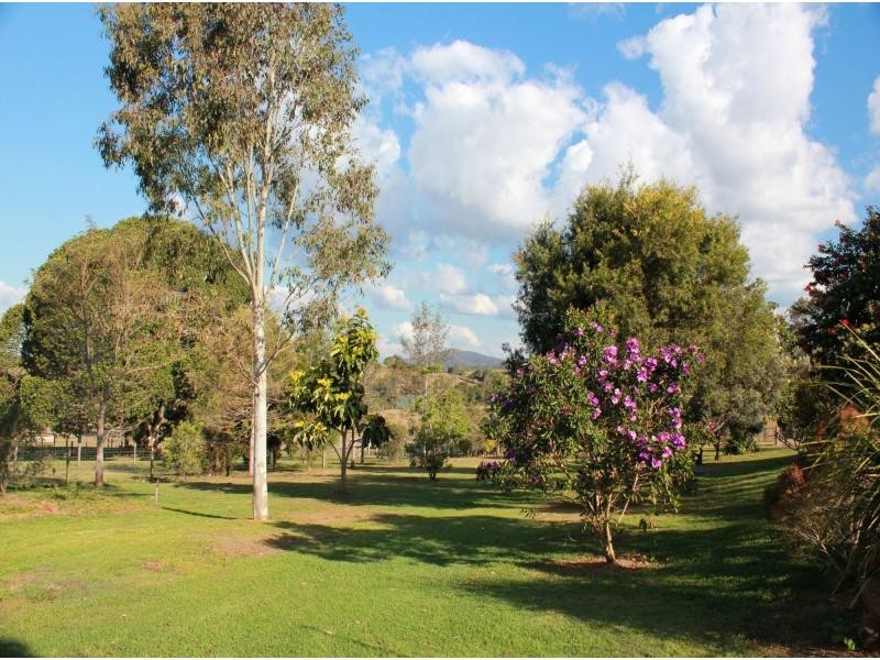 L13 5 Don Lee Close, Armstrong Creek QLD 4520