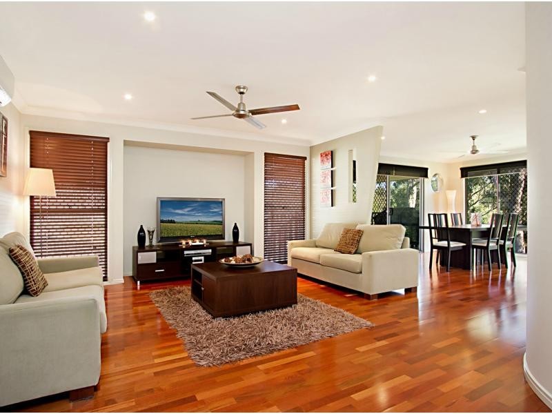 65 Kirri Avenue, Petrie QLD 4502