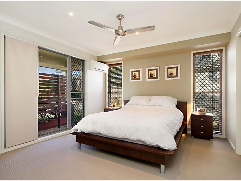 65 Kirri Avenue, Petrie QLD 4502