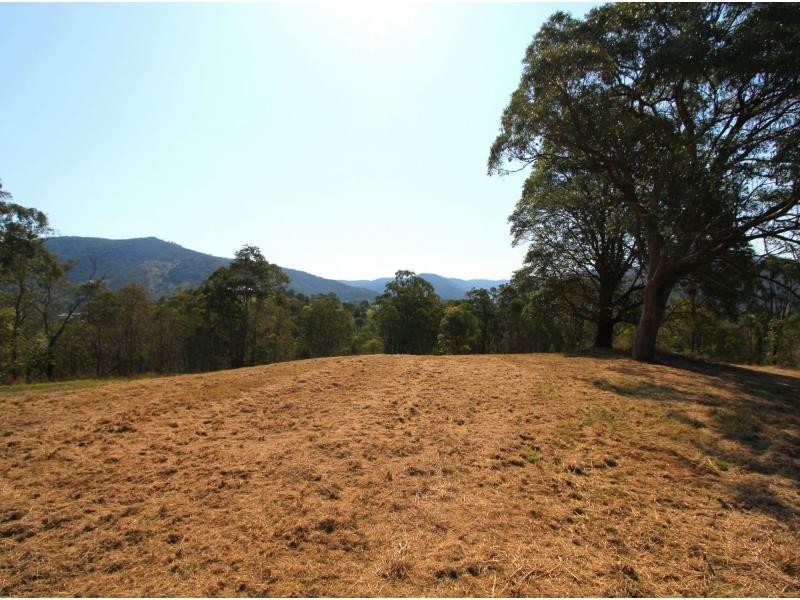 9 Panorama Drive, Cedar Creek QLD 4520
