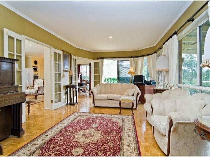 4 Riverine Court, Samford Valley QLD 4520