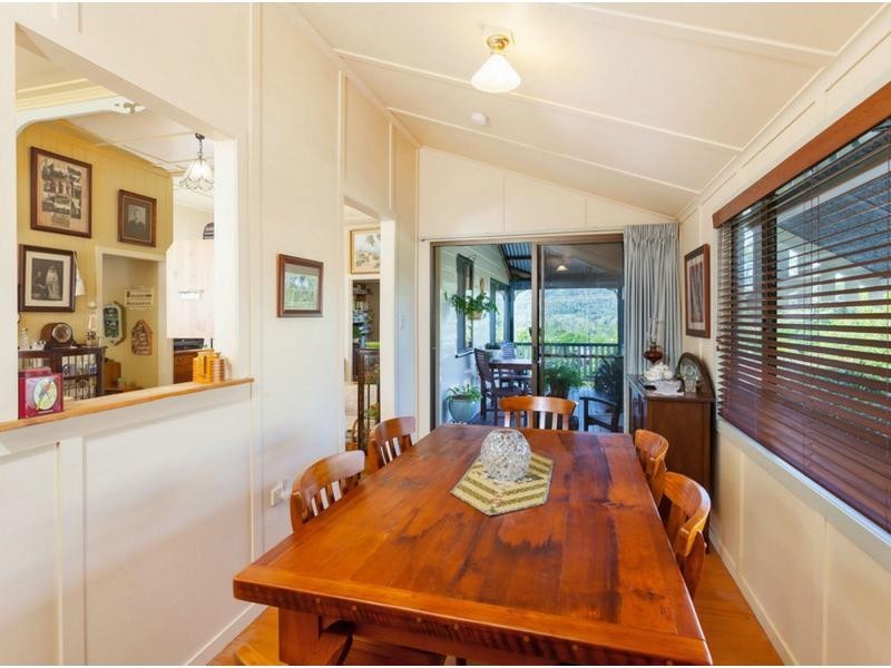 36 Roderick Street, Dayboro QLD 4521