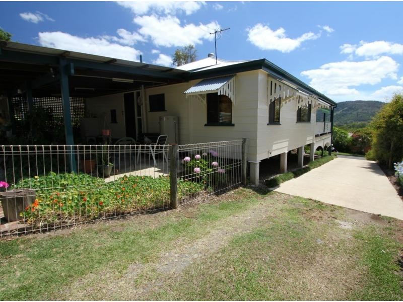 36 Roderick Street, Dayboro QLD 4521