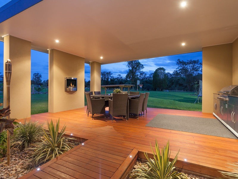 15 Reiners Road, Samford Valley QLD 4520