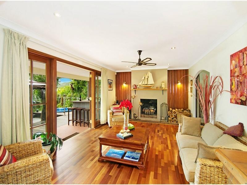 14 Roderick Street, Dayboro QLD 4521