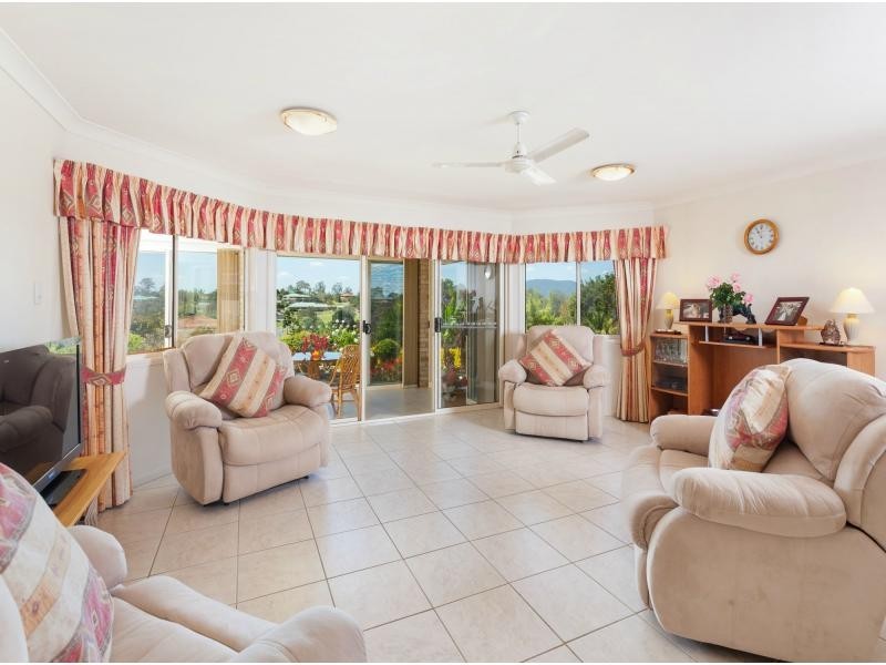 9 Meadowood Close, Highvale QLD 4520