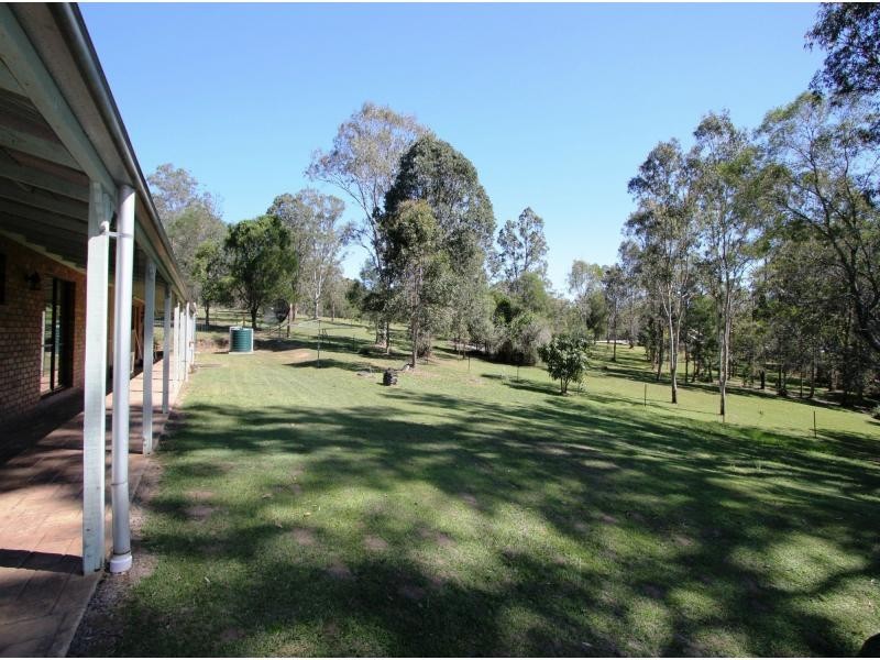 6 Nullamanna Road, Camp Mountain QLD 4520