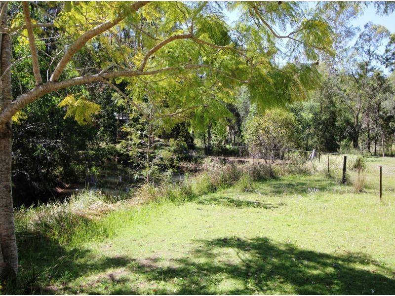 6 Nullamanna Road, Camp Mountain QLD 4520