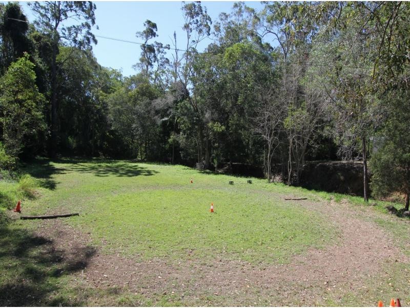 6 Nullamanna Road, Camp Mountain QLD 4520