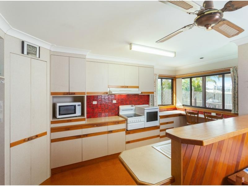 6 St Dominique Court, Petrie QLD 4502