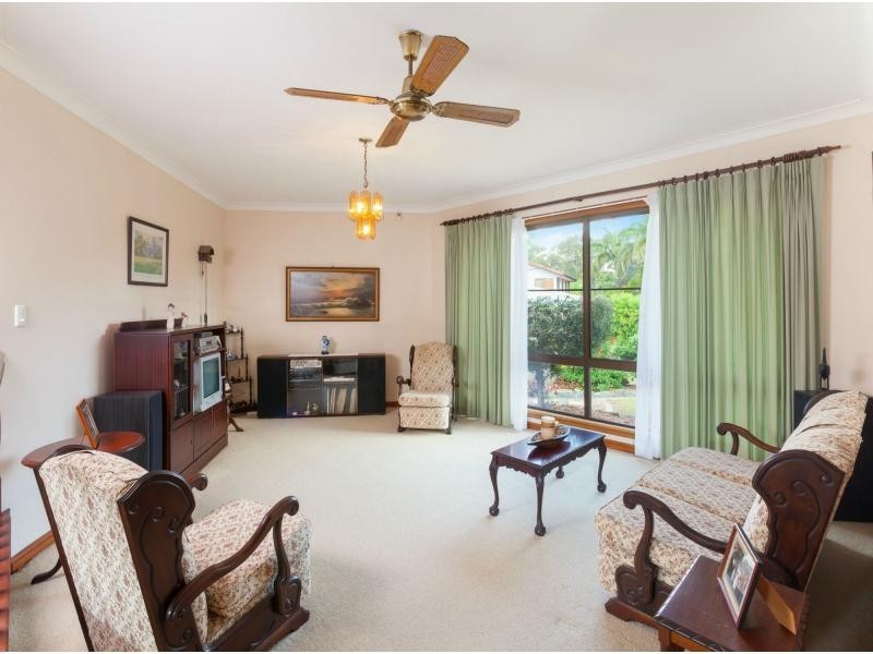 6 St Dominique Court, Petrie QLD 4502