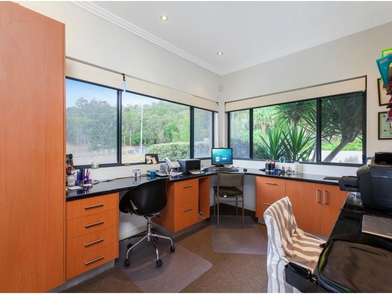 9 Ashwood Court, Samford Valley QLD 4520