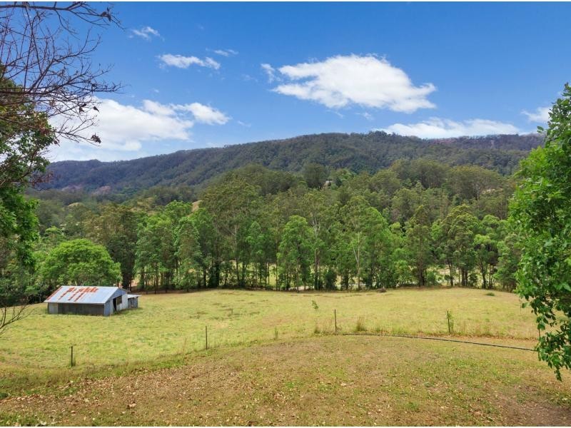 573 Mt Brisbane Road, Mount Pleasant QLD 4521