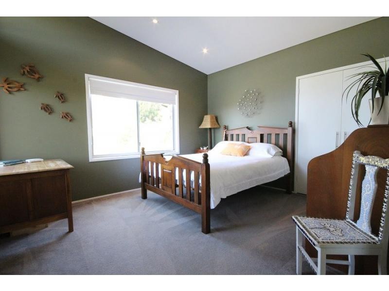 214 Princes Highway, Eden NSW 2551