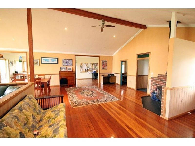 972 Back Creek Road, Lochiel NSW 2549