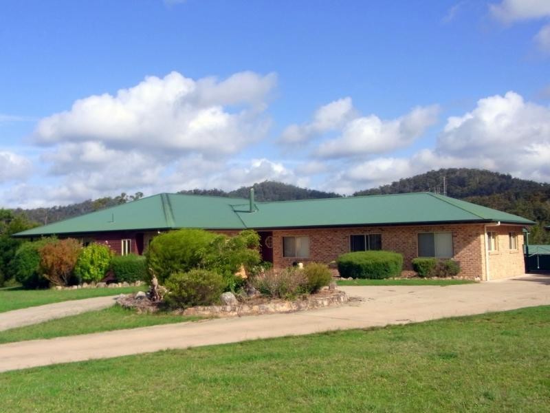 972 Back Creek Road, Lochiel NSW 2549