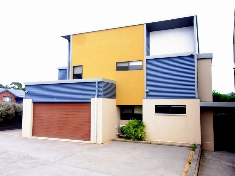 1//2 Lake Street, Eden NSW 2551