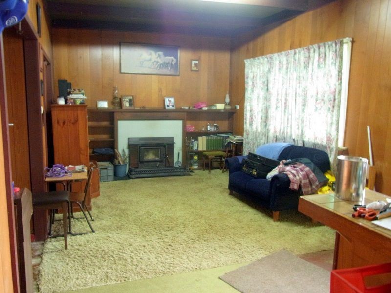 689 Back Creek Road, Lochiel NSW 2549