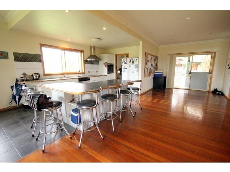 972 Back Creek Road, Lochiel NSW 2549