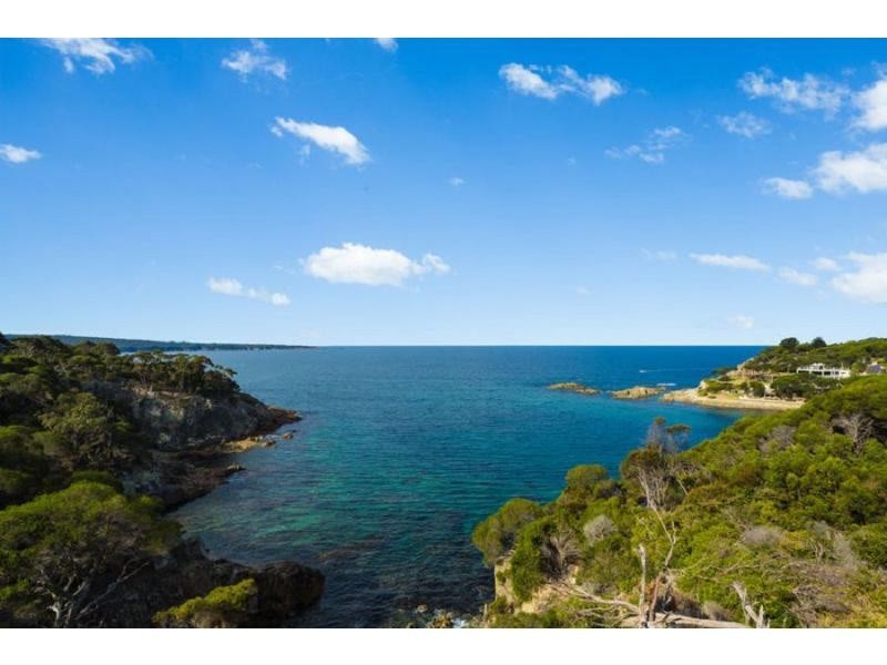 7 Albert Terrace, Eden NSW 2551