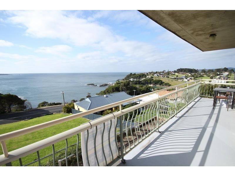 Unit 6/184-186 Imlay Street, Eden NSW 2551