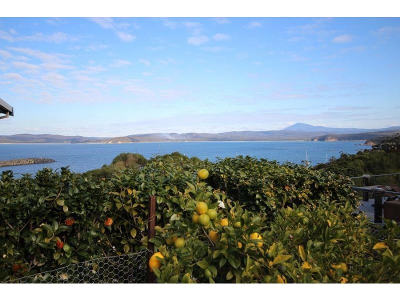 27 Victoria Terrace, Eden NSW 2551