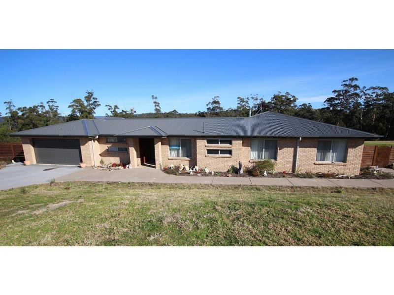 132 Toallo Street, Pambula NSW 2549