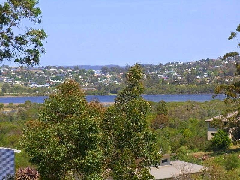 8 Trumpeter Avenue, Eden NSW 2551