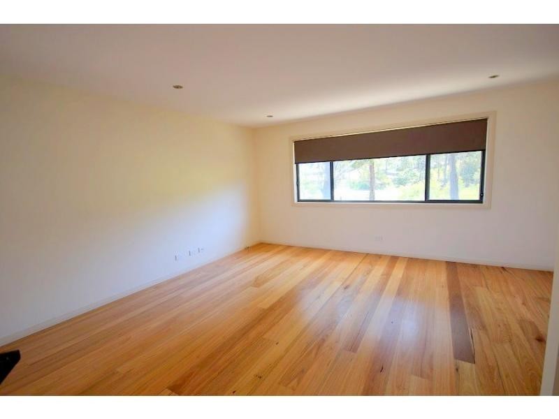 8 Trumpeter Avenue, Eden NSW 2551